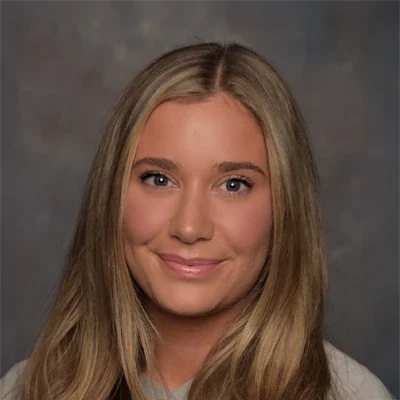 Chiropractor Phoenix AZ Emillie Castrichini A headshot photo of Dr. Emilie Castrichini